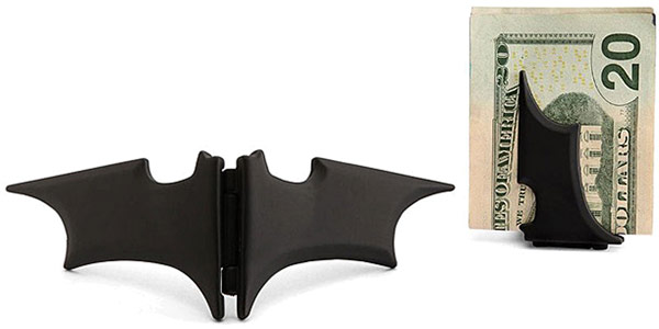 Batman-Batarang-Money-Clip
