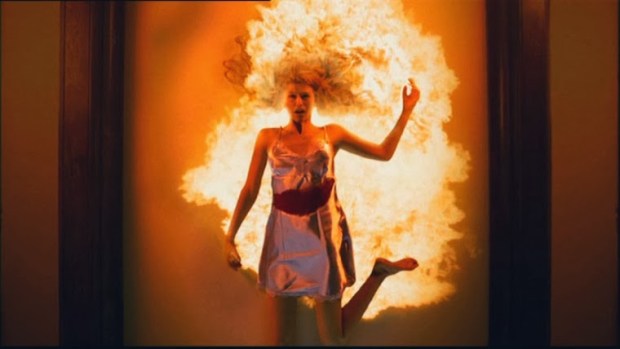 pilot-supernatural-viewing-party-6477075-1440-810